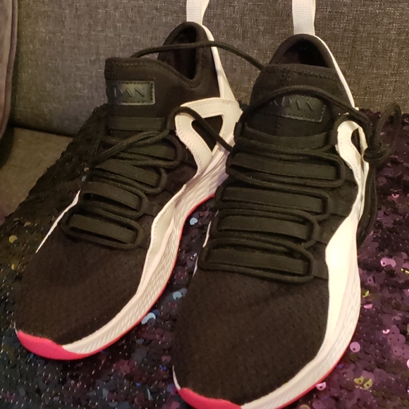 Nike Jordan Girls New - Picture 2 of 4